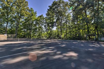 Deluxe Gatlinburg Retreat with Hot Tub and Mtn Views! - image 5