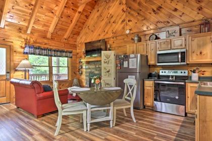 Romantic Gatlinburg Studio Cabin with Hot Tub and Deck - image 12