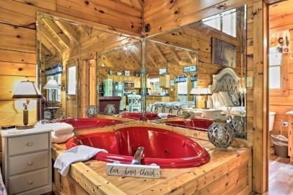 Romantic Gatlinburg Studio Cabin with Hot Tub and Deck - image 18