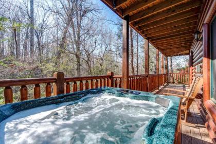 Cloud Dancer 3 Bedrooms Sleeps 10 Hot Tub Fireplace WiFi - image 5