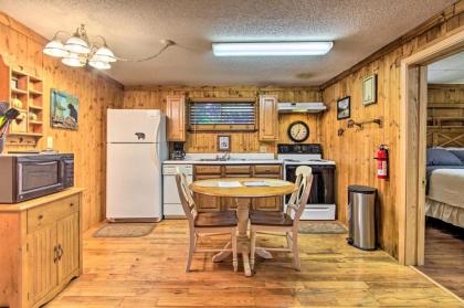 Couples Cabin Great Smoky Arts and Crafts Community - image 7