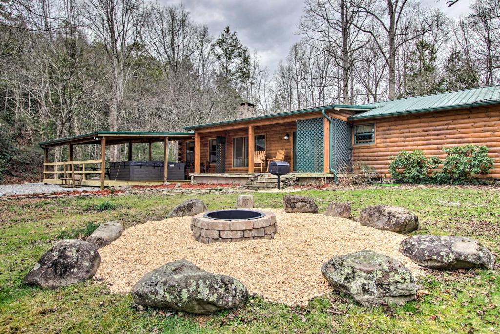 Creekside Cabin with Hot Tub Fire Pit and Game Room! - main image