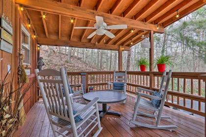 Cozy Cabin with Mtn Views - 5 Miles to SkyLift Park! - image 8