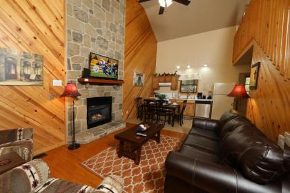 529 Reba Cabin - image 2