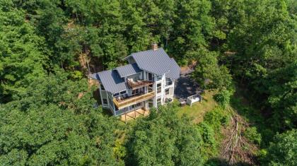 Beautiful Mountain Views and Privacy. Minutes to downtown Gatlinburg and National Park - image 14