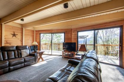 Bear View Chalet with hot tub and near Ober - image 5