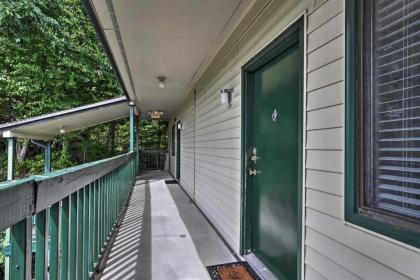 Mtn Condo with Porch Less Than 3 Mi to Dtwn Gatlinburg! - image 16