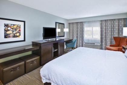 Hampton Inn Gaylord - image 10