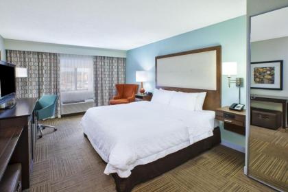 Hampton Inn Gaylord - image 11