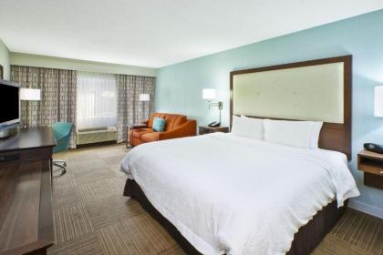 Hampton Inn Gaylord - image 12