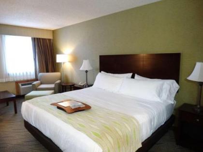 Best Western Gaylord - image 9