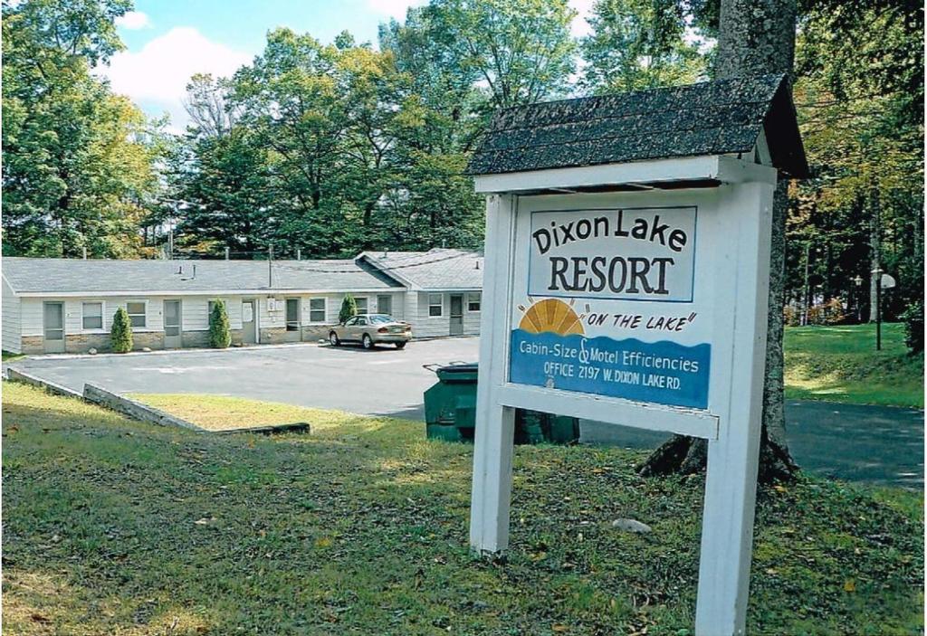 Dixon Lake Resort Motel - main image