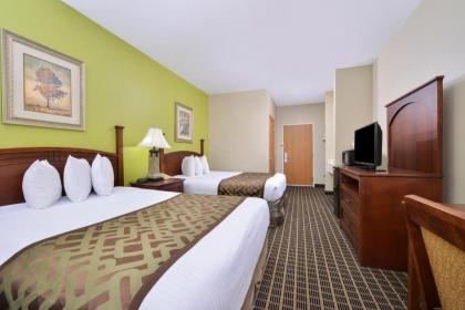 Regency Inn - image 15