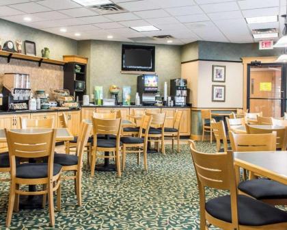 Quality Inn Geneseo - image 9