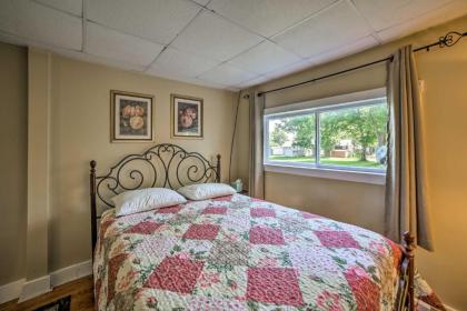 Charming Apartment On The Strip By Lake Erie! - image 3