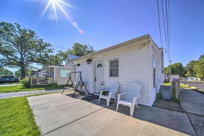 Geneva Cottage with Patio - Walk to Park Lake Erie! - image 11