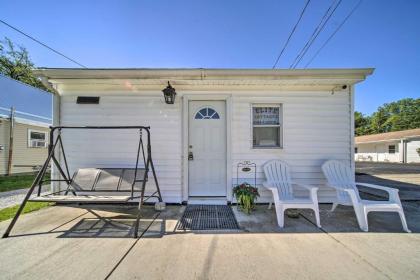 Geneva Cottage with Patio - Walk to Park Lake Erie! - image 13