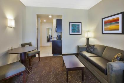 Holiday Inn Express & Suites Geneva Finger Lakes an IHG Hotel - image 7