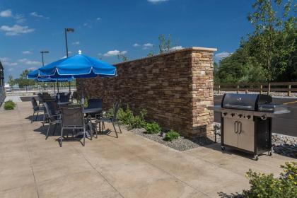 Fairfield Inn & Suites by Marriott Geneva Finger Lakes - image 7