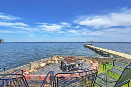 Waterfront Seneca Lake House Fire Pit and Boat Dock - image 12