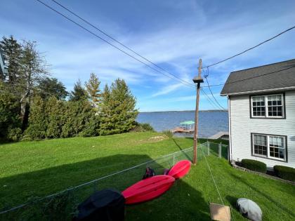 Cottage at Castaway - image 12