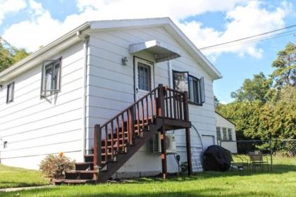 Cottage at Castaway - image 6