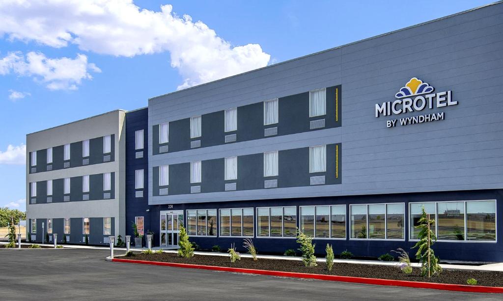 Microtel Inn & Suites by Wyndham George - main image