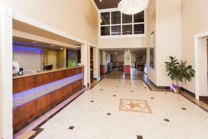 Best Western Plus Georgetown Inn & Suites - image 15