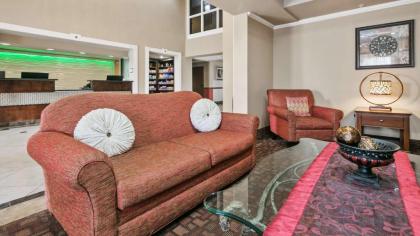 Best Western Plus Georgetown Inn & Suites - image 3