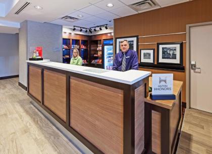 Hampton Inn and Suites Georgetown/Austin North TX - image 12