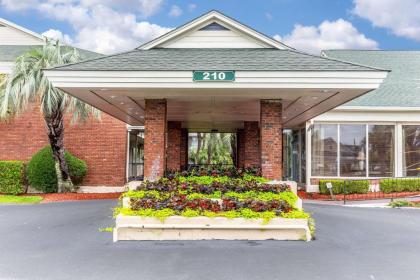 Quality Inn & Suites Georgetown - image 9