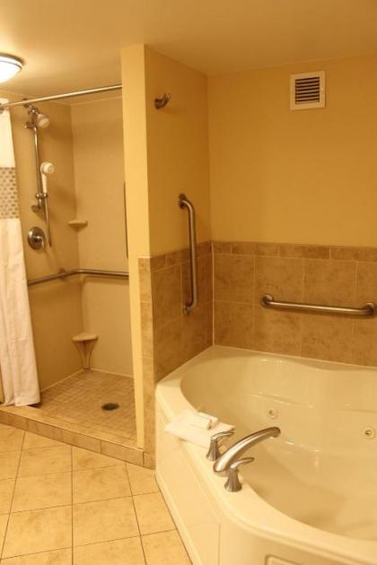 Hampton Inn Gettysburg - image 11