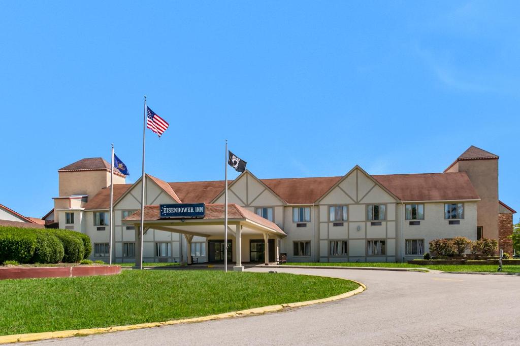 Eisenhower Hotel and Conference Center - main image