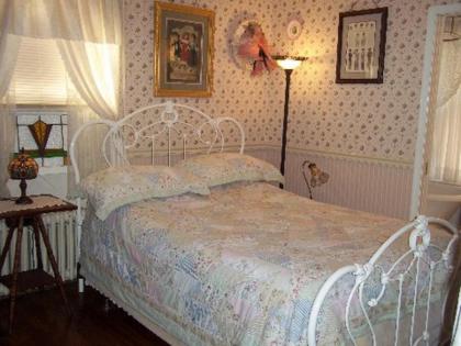 A Sentimental Journey Bed and Breakfast - image 14