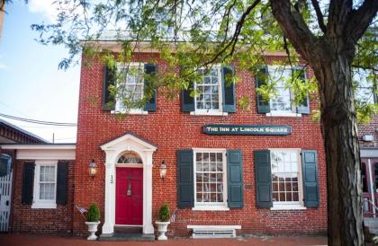 the Inn at Lincoln Square Gettysburg