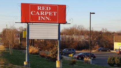 Red Carpet Inn - image 5