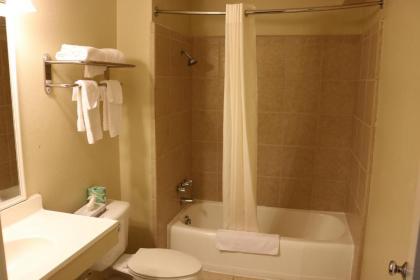 Americas Best Value Inn Giddings - image 9