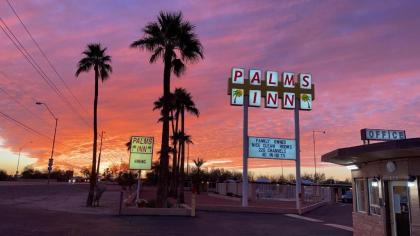 Palms Inn - image 1