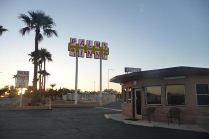 Palms Inn - image 4