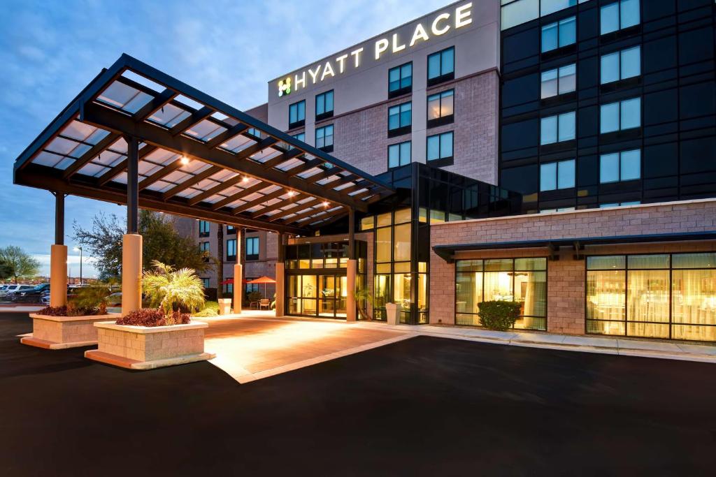 Hyatt Place Phoenix Gilbert - main image