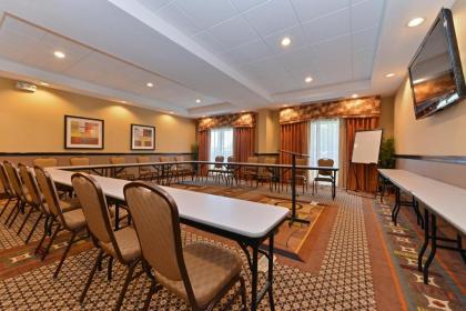 Hampton Inn & Suites Phoenix/Gilbert - image 12