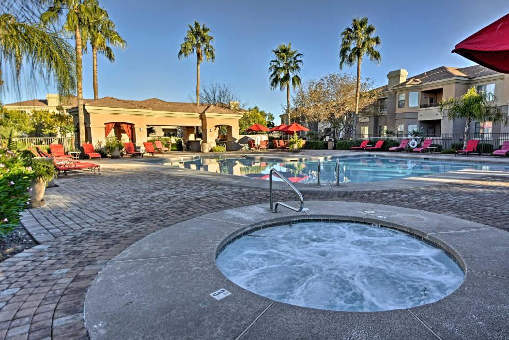 Ground-Floor Poolside Mesa Condo with Luxe Amenities - main image