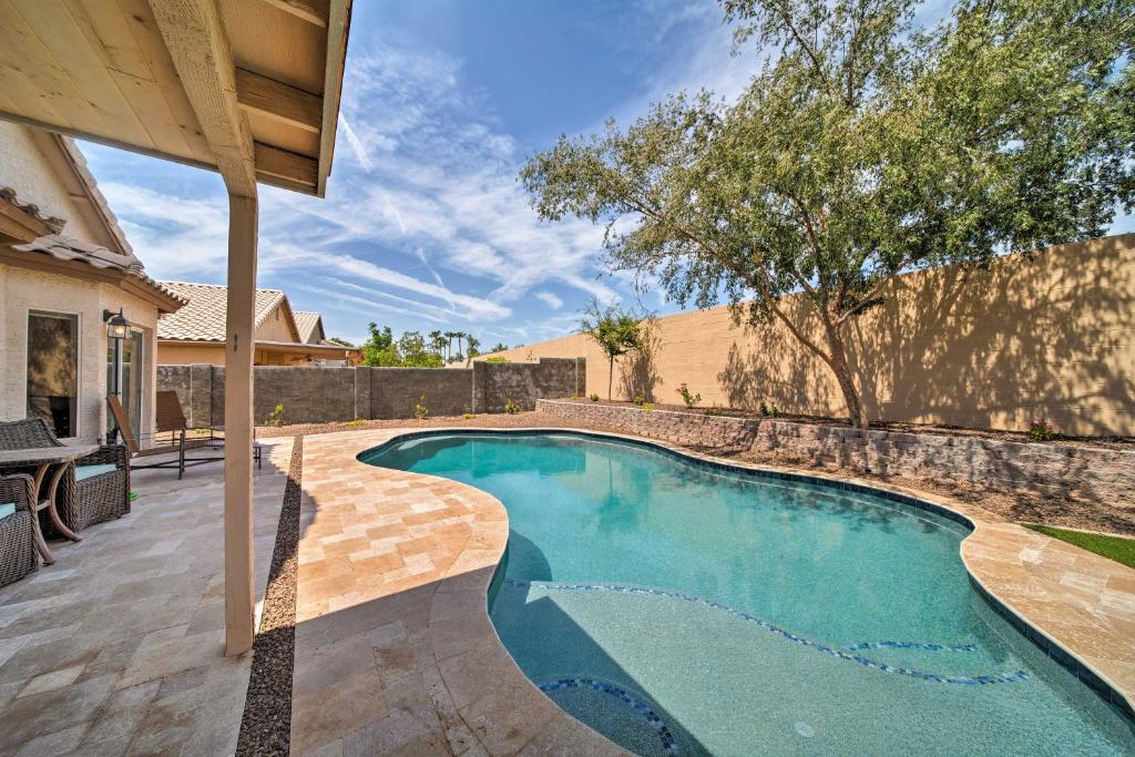 Private Sonoran Oasis with Heated Pool Near Hiking! - image 6