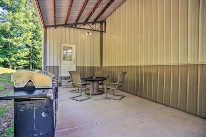 Wooded Gilbertsville Hideaway on Kentucky Lake! - image 14