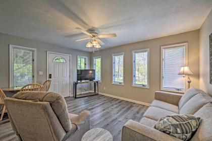 Gilbertsville Condo with Patio by Kentucky Lake - image 3