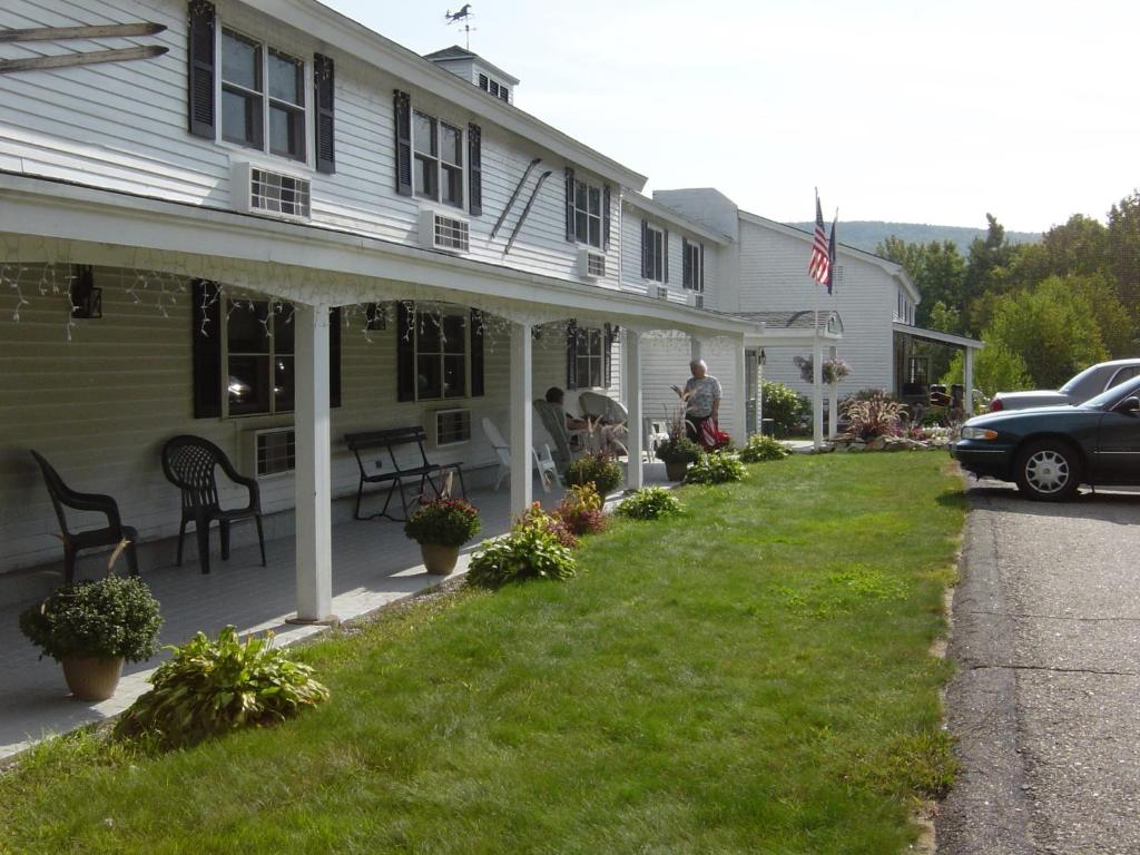 Gunstock Inn - image 5