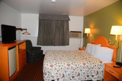 Budget Inn Express - image 13