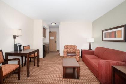 Holiday Inn Express Hotel & Suites Gillette an IHG Hotel - image 11