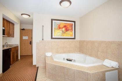 Holiday Inn Express Hotel & Suites Gillette an IHG Hotel - image 4