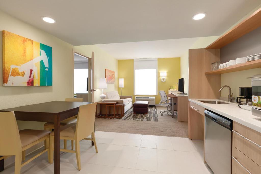 Home2 Suites by Hilton Gillette - image 5